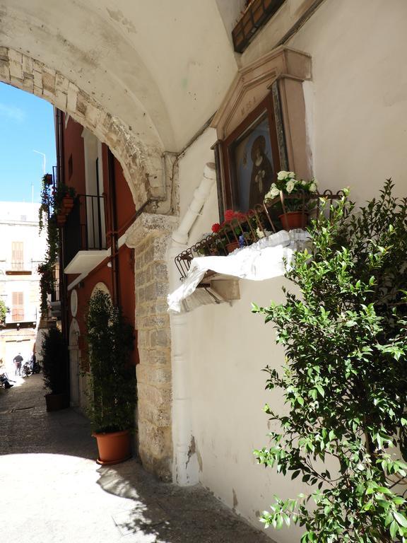Arco Della Neve Guest House Bari Exteriör bild